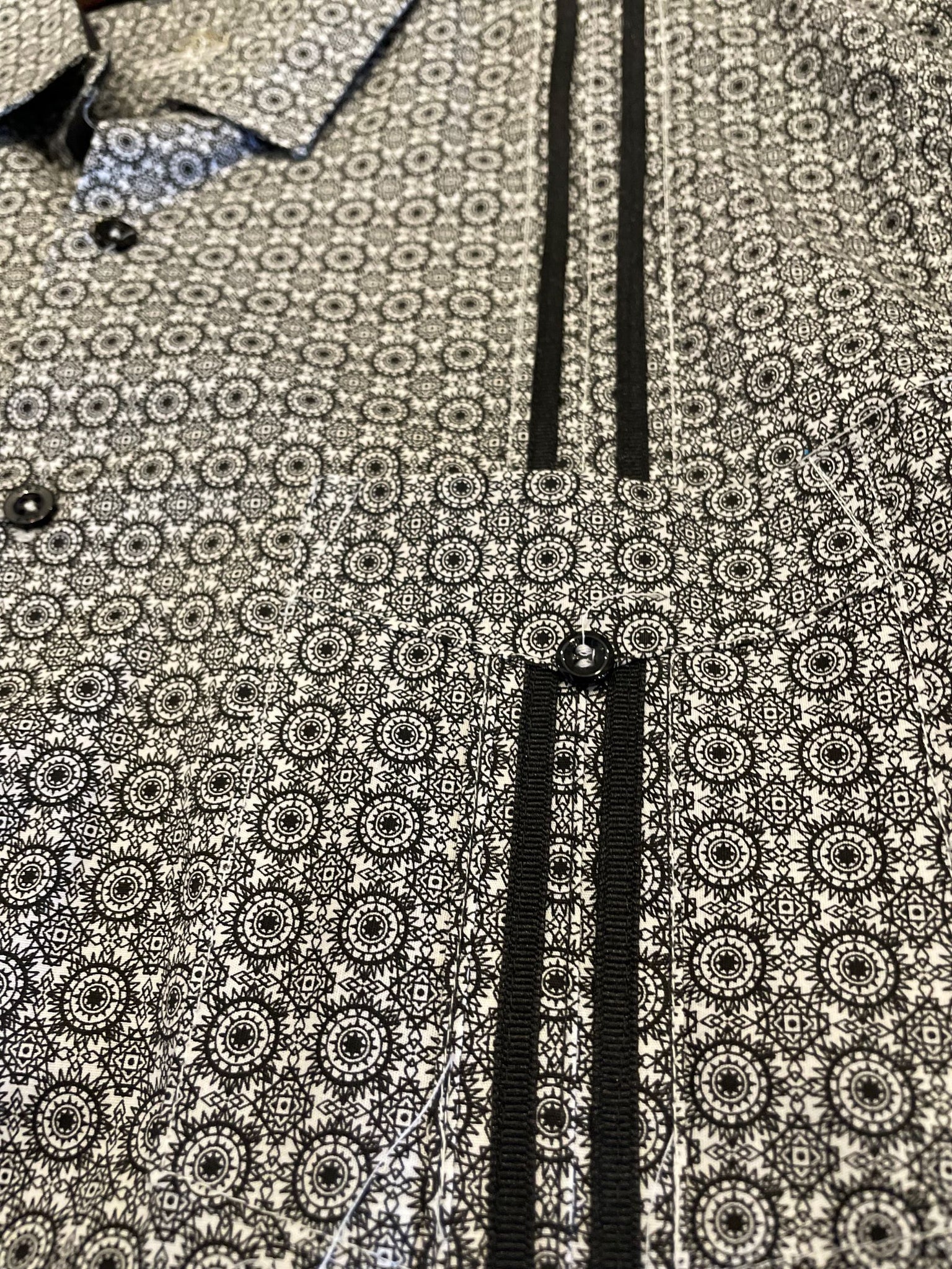 100% Cotton Guayabera, Long-Sleeve, Black Kaleidoscope Print